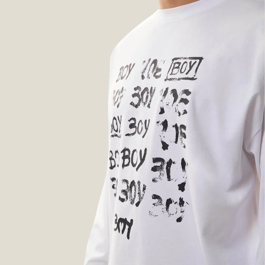 Camiseta gráfica de manga larga «BOY Repeat»