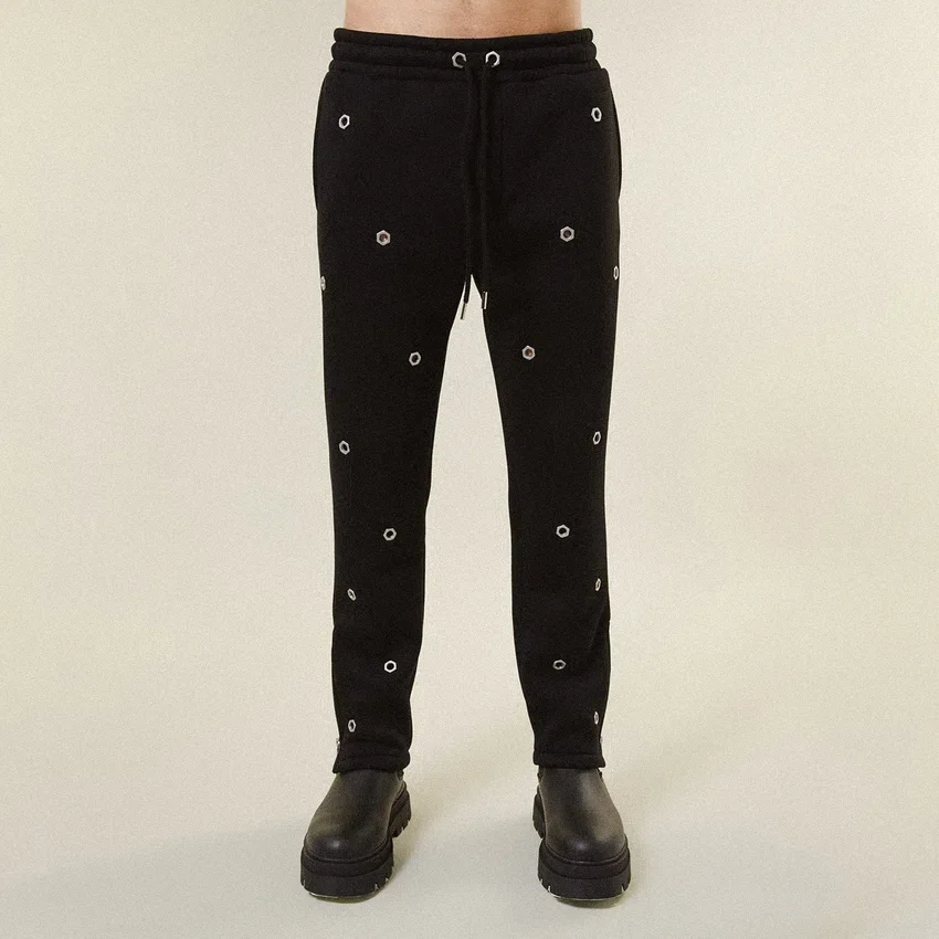 Pantalones de chándal con múltiples ojales