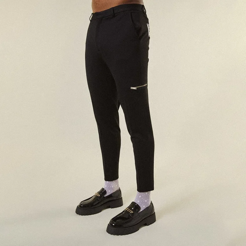 Pantalones entallados de jersey con cremallera