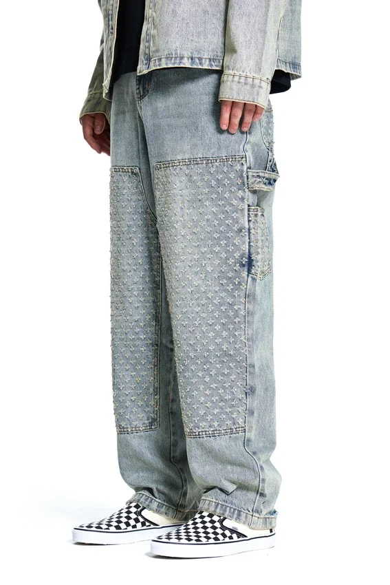 Pantalones vaqueros desgastados con láser