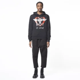 Sudadera con capucha «Boy is Love»