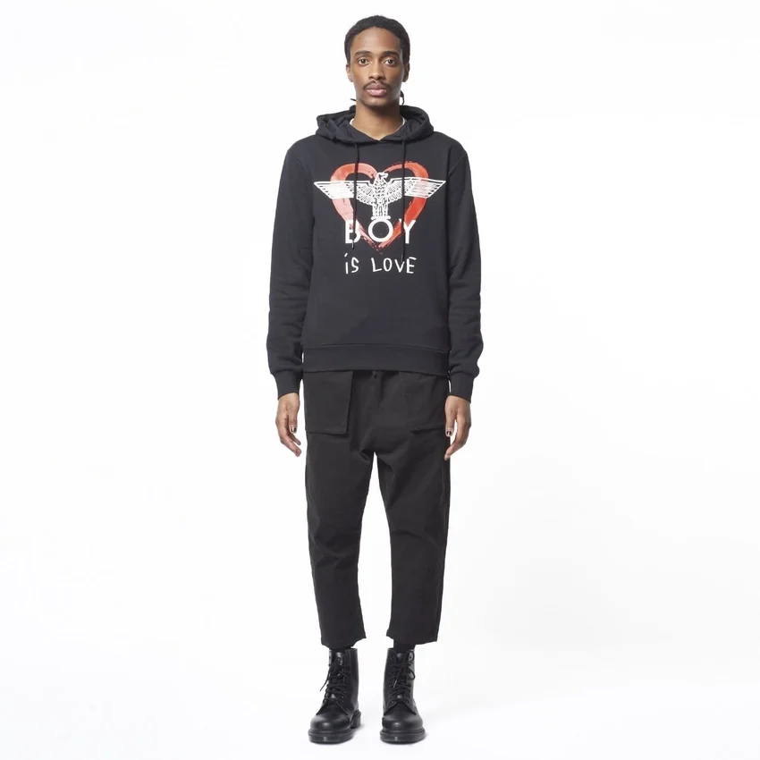 Sudadera con capucha «Boy is Love»