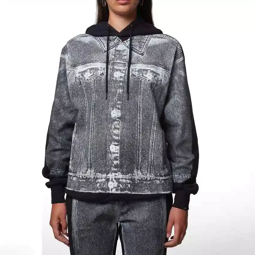 Sudadera con capucha y estampado denim